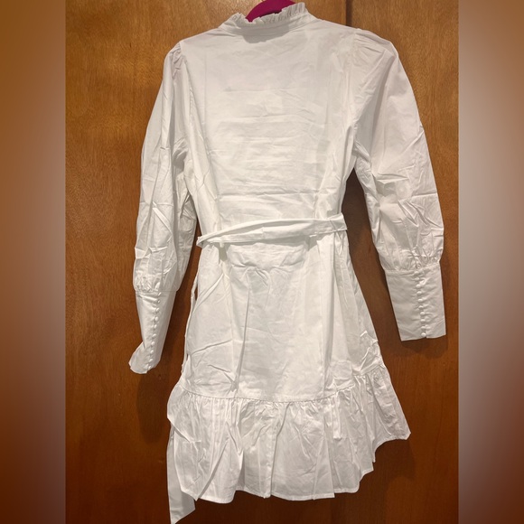 NWT Sugarlips White Long-Sleeve Dress - Picture 8 of 8